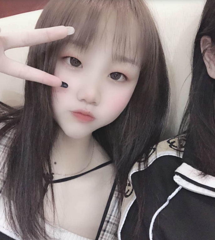 探花郑州名器小姑娘，狼友介绍，今天亲测，不错，花境通幽，真爽